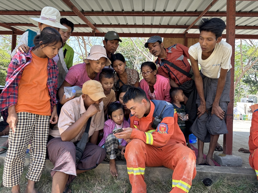 缅甸强震已致超千人遇难，中方救援队成首支抵达外国救援力量